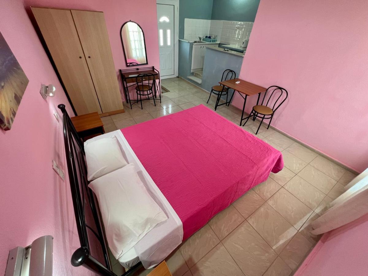 Elena Pool Aparthotel Agios Georgios  Bagian luar foto