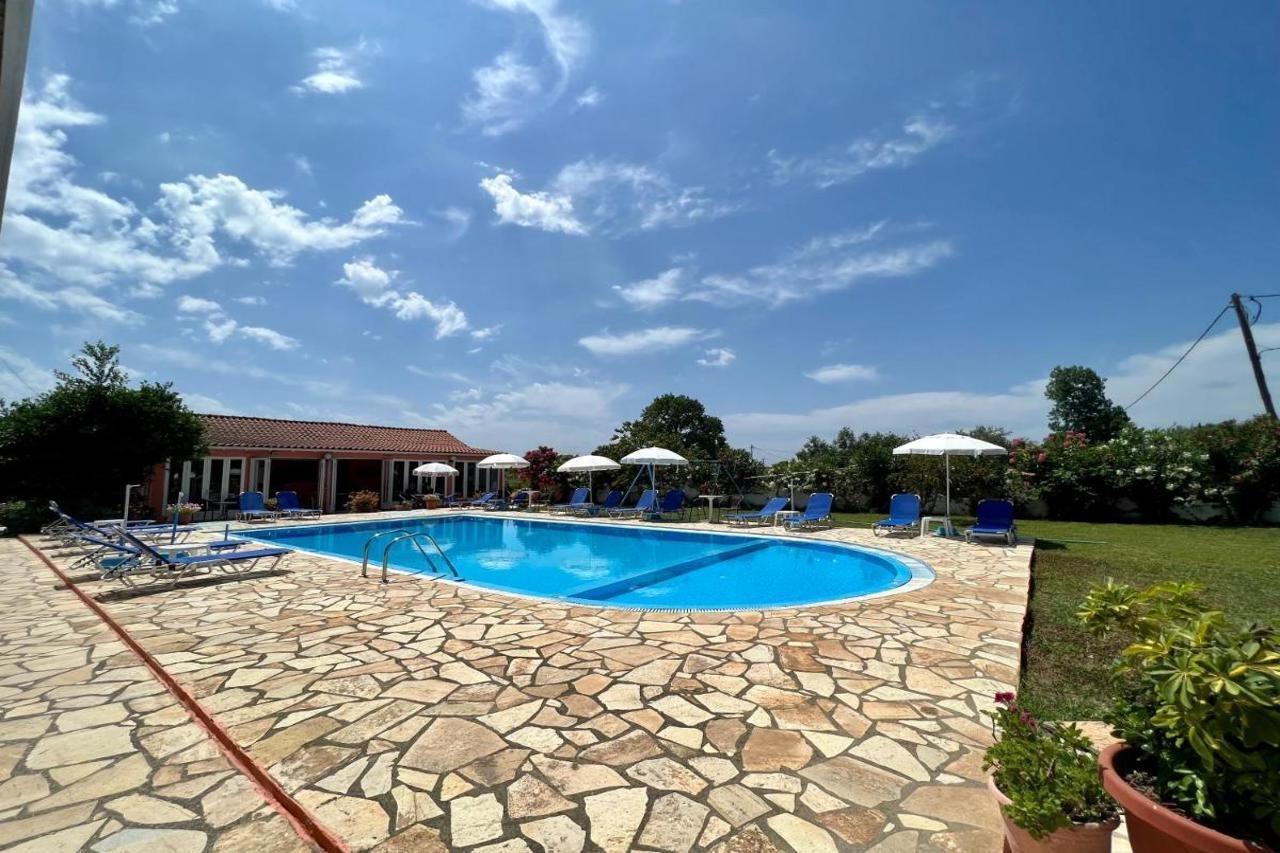 Elena Pool Aparthotel Agios Georgios  Bagian luar foto
