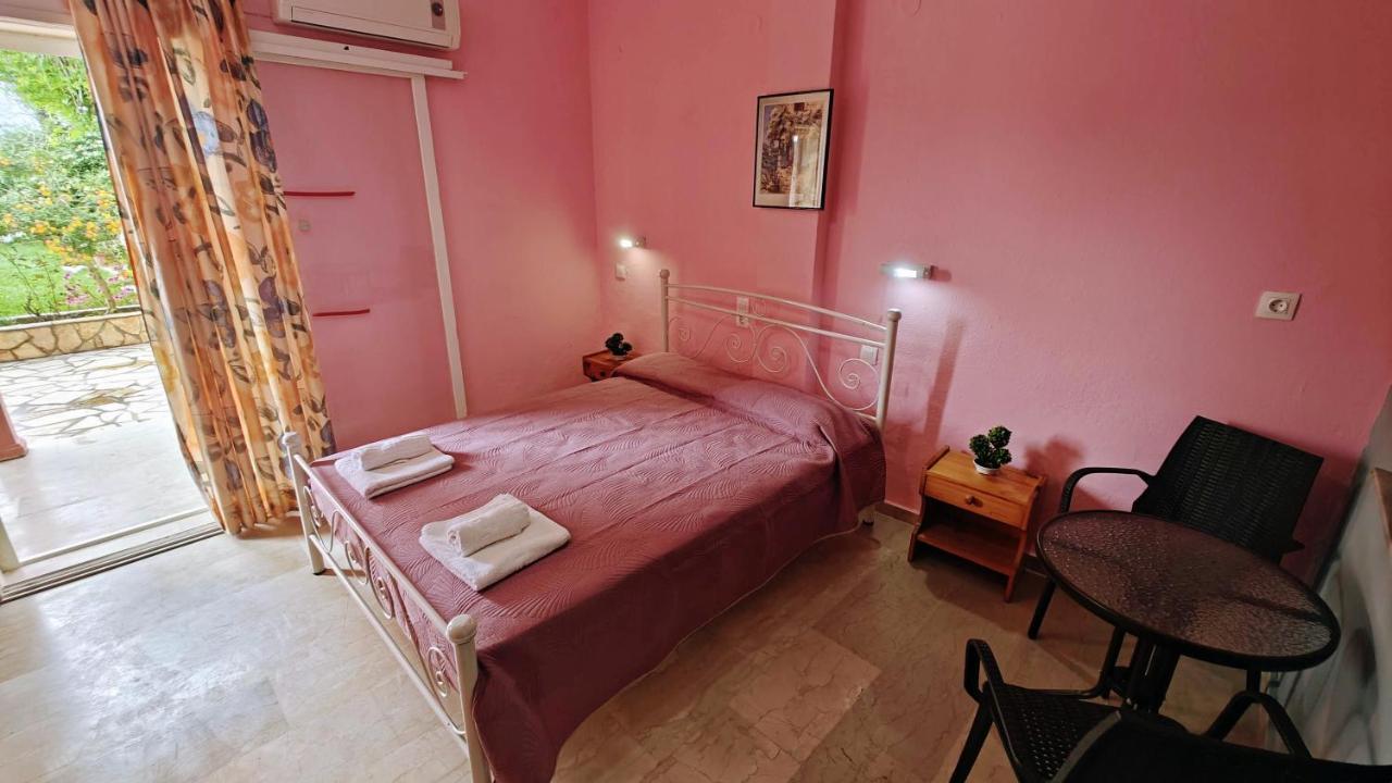Elena Pool Aparthotel Agios Georgios  Bagian luar foto