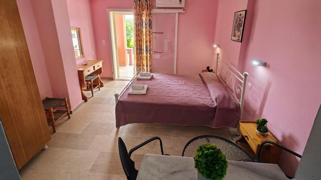Elena Pool Aparthotel Agios Georgios  Bagian luar foto