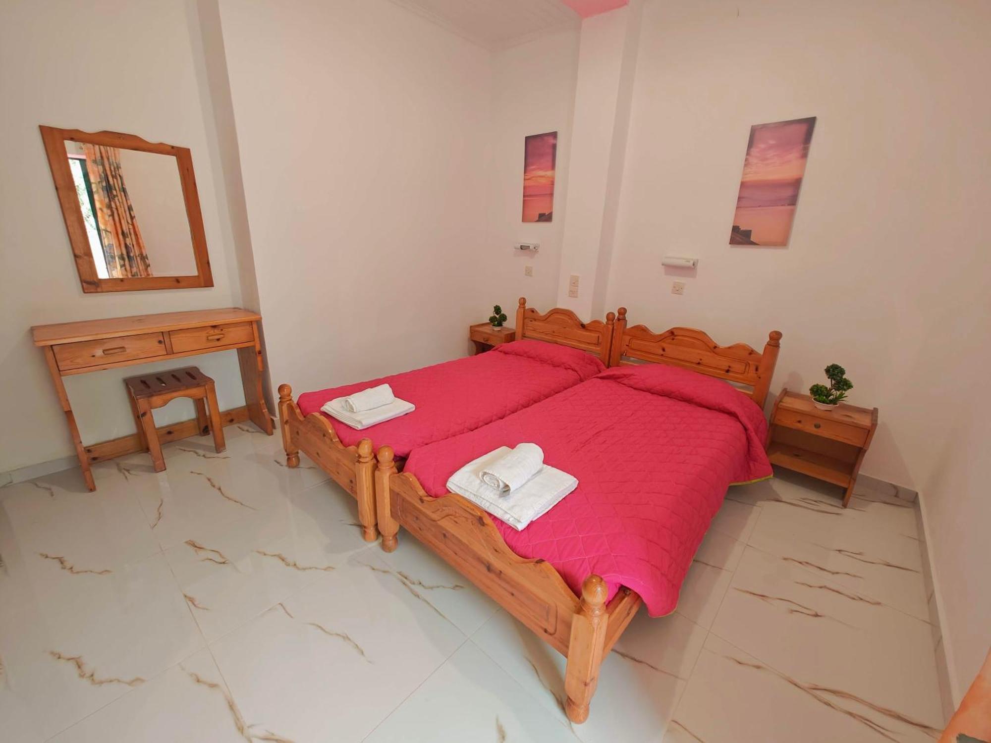 Elena Pool Aparthotel Agios Georgios  Bagian luar foto